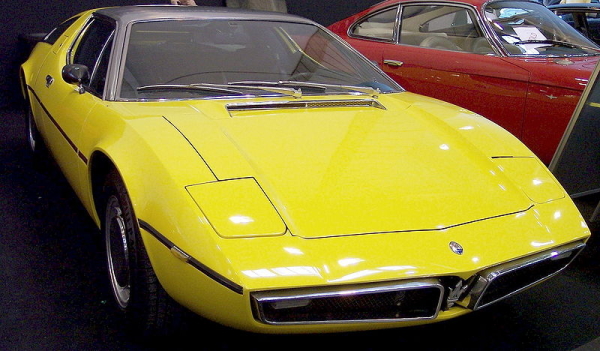 Maserati_Bora